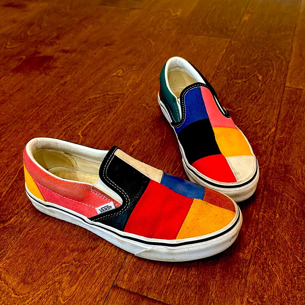 Vans multicolor patch men’s 6 womens 7.5 barely worn condition